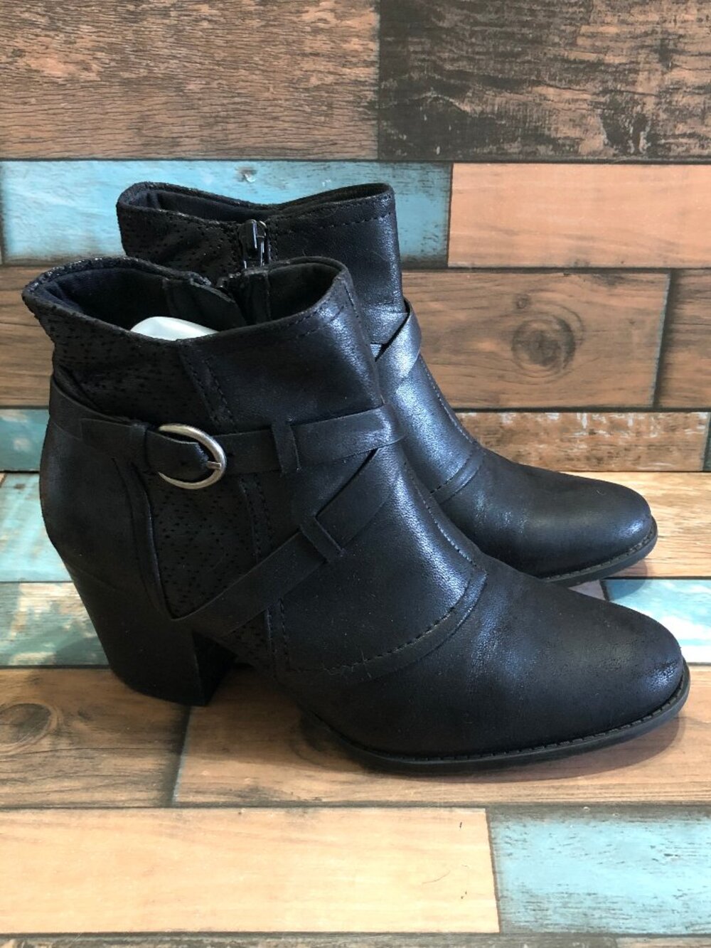 Clarks Launa Heeled Ankle Boots Black Zip Up Booties Women's Size 7.5 M